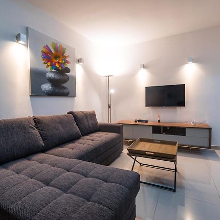 Sh6A- Qawra Prime Location 2 Bedroom Apartment San Pawl il-Baħar Kültér fotó