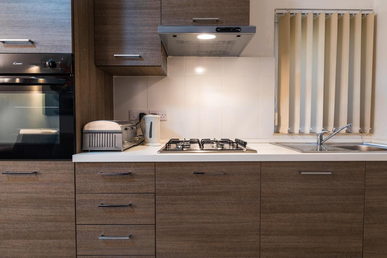 Sh6A- Qawra Prime Location 2 Bedroom Apartment San Pawl il-Baħar Kültér fotó