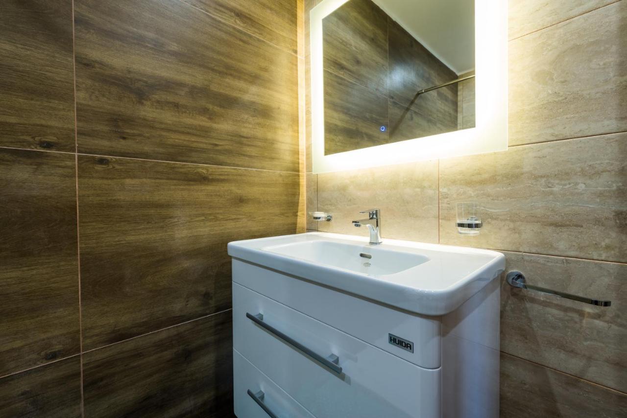 Sh6A- Qawra Prime Location 2 Bedroom Apartment San Pawl il-Baħar Kültér fotó